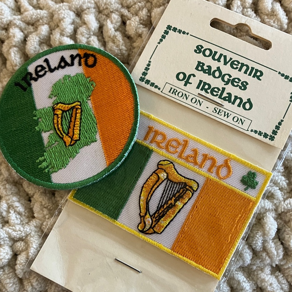 Ireland Souvenir Badge Set - Green and Orange